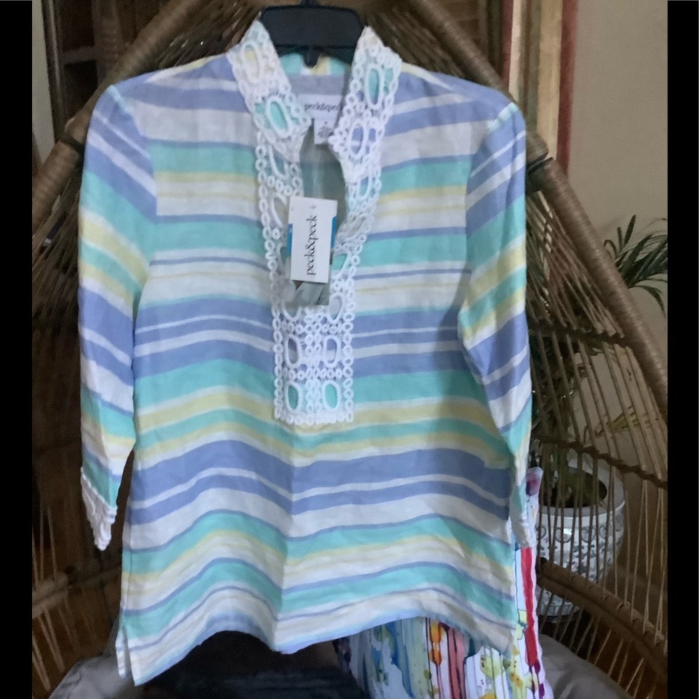 A peck&peck top